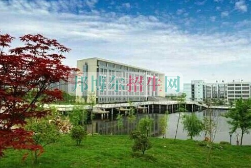 安慶醫(yī)藥高等??茖W(xué)校