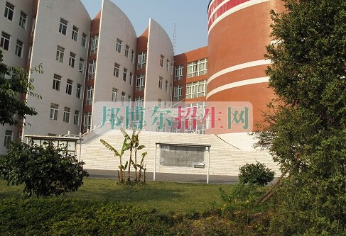 保山中醫(yī)藥高等?？茖W(xué)校