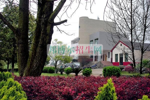 湖南九嶷職業(yè)技術學院招生辦聯系電話