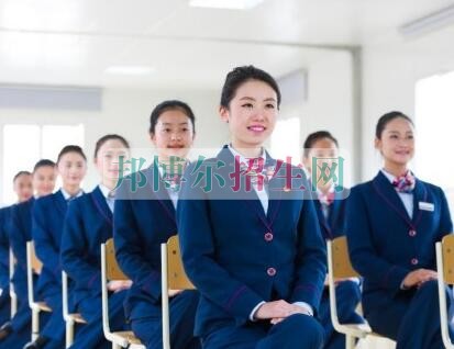 高鐵乘務(wù)較好的大專學校