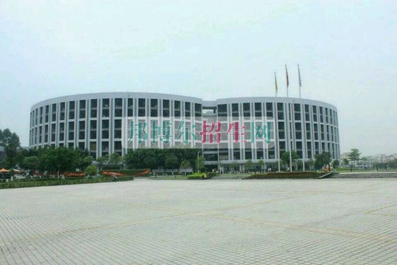 廣州科技職業(yè)技術(shù)學院是幾專