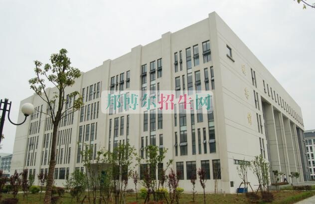 中?？即髮：每紗? width=