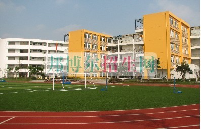 中專(zhuān)什么學(xué)校好