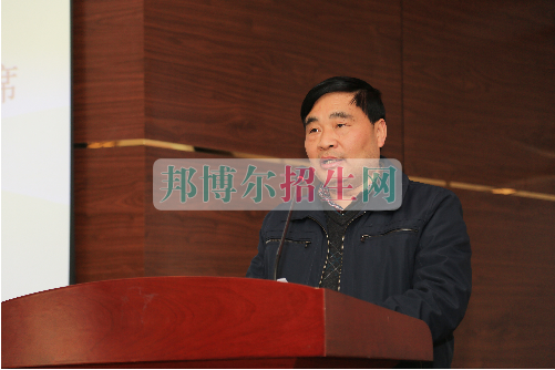 成都航空職業(yè)技術(shù)學院第三屆第一次教職工代表、工會會員代表大會勝利召開