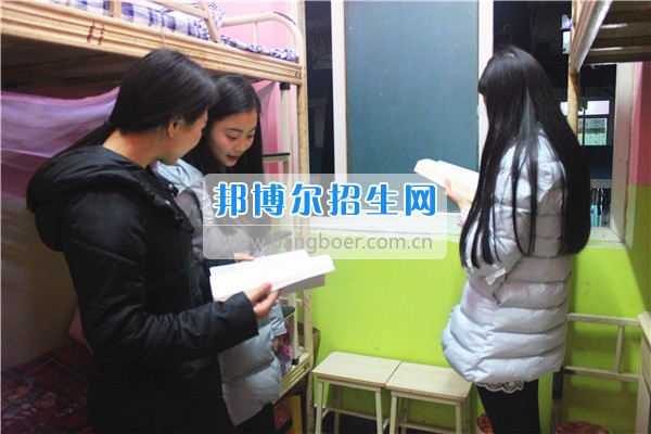 成都希望幼師學校是責任？更是一種愛！