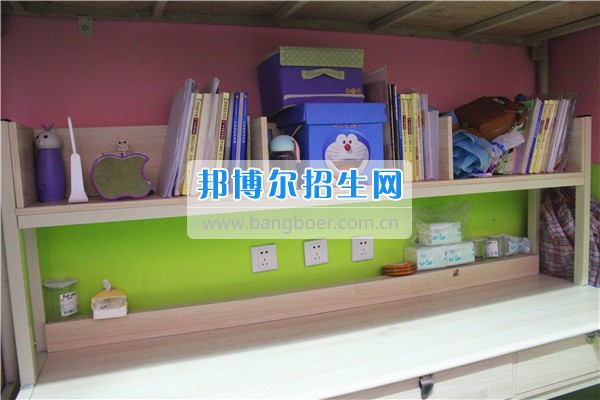 成都希望幼師學校是責任？更是一種愛！