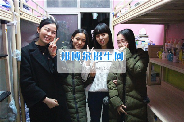 成都希望幼師學校是責任？更是一種愛！