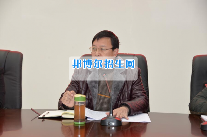 川南幼兒師范高等?？茖W(xué)校召開安全穩(wěn)定工作形勢(shì)研判會(huì)