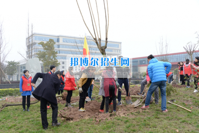 川南幼兒師范高等?？茖W(xué)校學(xué)前教育二系黨日活動
