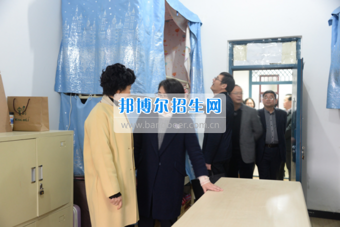 市委常委、宣傳部長潘梅到川南幼兒師范高等專科學校調(diào)研思想政治工作