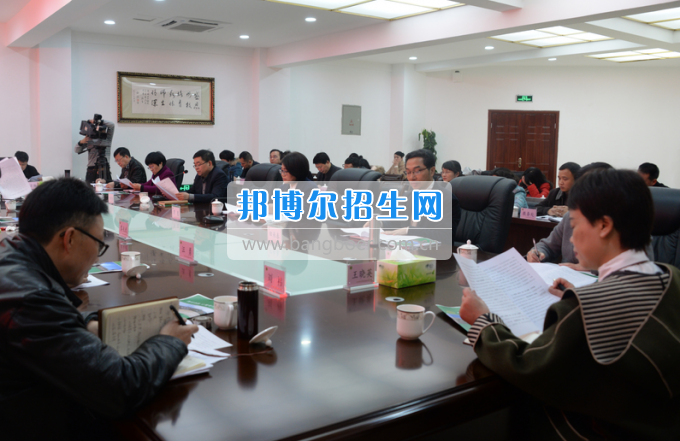 市委常委、宣傳部長潘梅到川南幼兒師范高等專科學校調(diào)研思想政治工作