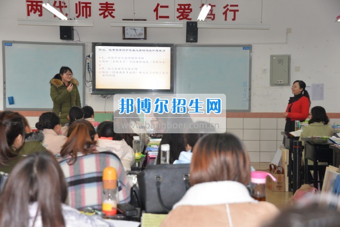 川南幼兒師范高等?？茖W(xué)校2017質(zhì)量年：撲下身子抓落實