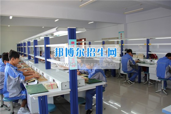 應用電子技術專業(yè)有哪些就業(yè)方向