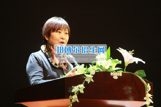 貴陽幼兒師范學(xué)校校本培訓(xùn)拉開新學(xué)期序幕，2017擼起袖子加油干！