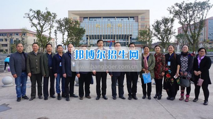 阿壩州人大和阿壩州“9+3”駐蓉協(xié)調(diào)辦蒞臨瀘州市職業(yè)技術學校調(diào)研指導瀘州“9+3”工作