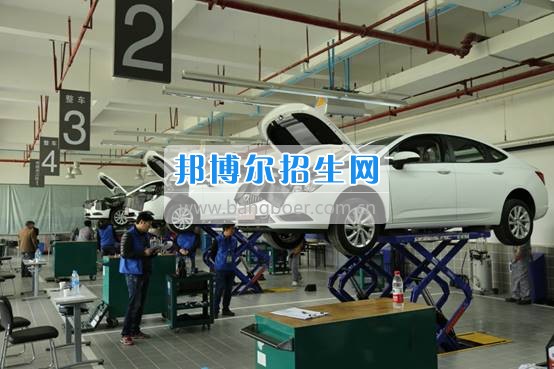 2017年貴州省職業(yè)院校技能大賽比賽在貴州交通職業(yè)技術(shù)學院中專部開賽