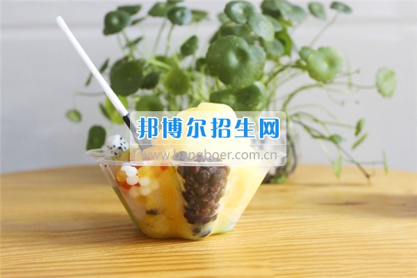成都希望航空職業(yè)學(xué)校美味冷飲大曝光！據(jù)說，正數(shù)第三的是同學(xué)們最喜愛的冷飲！