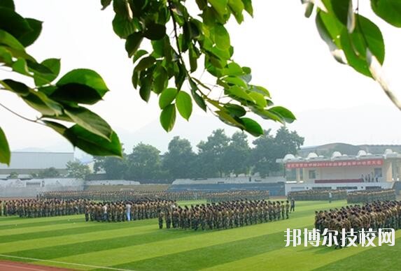 重慶農(nóng)業(yè)學(xué)校2020年報(bào)名條件、招生要求、招生對(duì)象