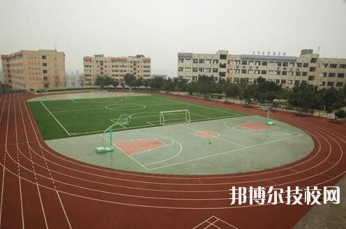 重慶第一財貿(mào)學(xué)校怎么樣、好不好