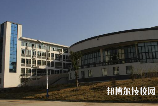 安徽交通技術(shù)學校4