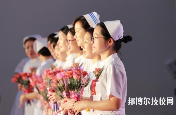 溫州護(hù)士學(xué)校2020年學(xué)費(fèi)、收費(fèi)標(biāo)準(zhǔn)
