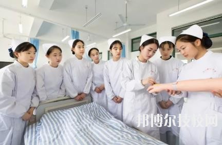 溫州護(hù)士學(xué)校2020年報名條件、招生要求、招生對象