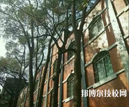 重慶商務(wù)高級技工學(xué)校地址在哪里