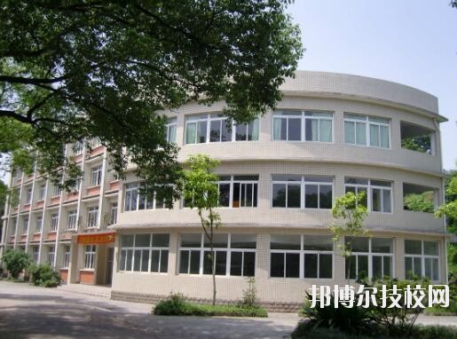 中國人民解放軍總參謀部信息化部直屬工廠職業(yè)技術學校網(wǎng)站網(wǎng)址
