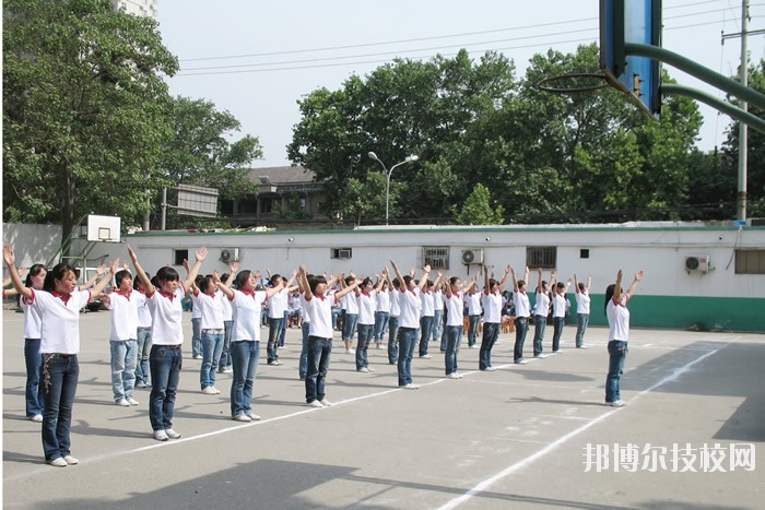 西安利君醫(yī)藥技工學(xué)校2020年報名條件、招生要求、招生對象 