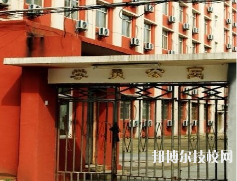 江西贛江技工學(xué)校2020年報(bào)名條件、招生要求、招生對(duì)象 