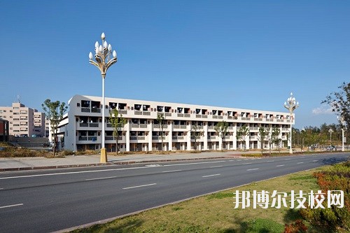 貴州廣播電影電視學(xué)校2020年報(bào)名條件、招生要求、招生對(duì)象
