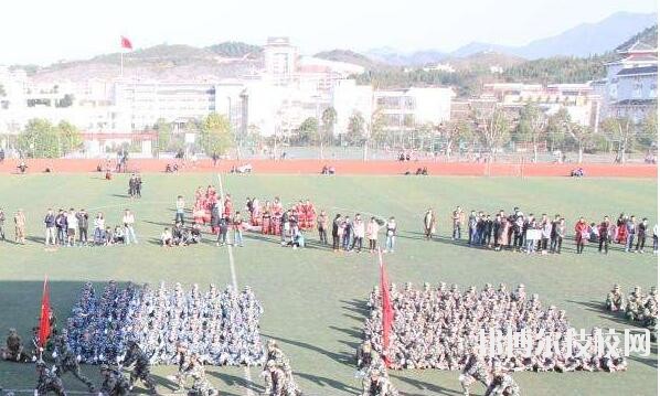 平塘中等職業(yè)學校2020年報名條件、招生要求、招生對象
