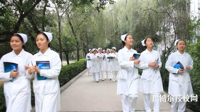  重慶渝東衛(wèi)生學(xué)校2020年報(bào)名條件、招生要求、招生對(duì)象