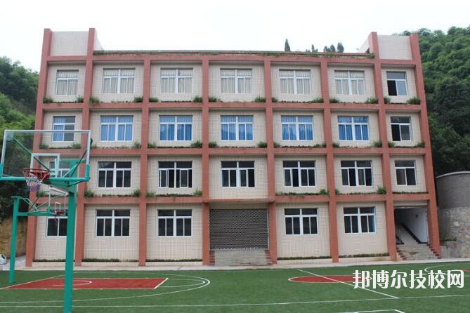 重慶涪陵信息技術(shù)學(xué)校2020年報名條件、招生要求、招生對象