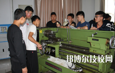 西和職業(yè)中等專業(yè)學(xué)校2020年報名條件、招生要求、招生對象