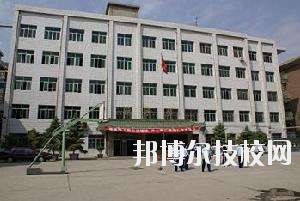 江西吉安衛(wèi)生學(xué)校2020年報(bào)名條件、招生要求、招生對(duì)象 