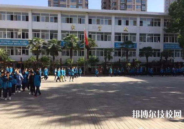 西安市機(jī)電職業(yè)技術(shù)學(xué)校2020年報(bào)名條件、招生要求、招生對(duì)象 
