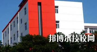長(zhǎng)慶石油學(xué)校2020年報(bào)名條件、招生要求、招生對(duì)象