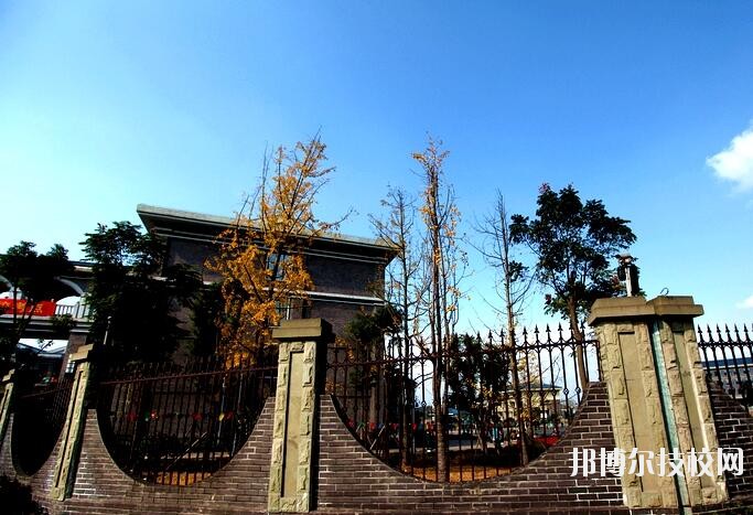 重慶財(cái)政學(xué)校2020年報(bào)名條件、招生要求、招生對(duì)象