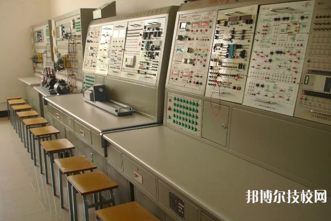 宜春工業(yè)學校2020年報名條件、招生要求、招生對象 