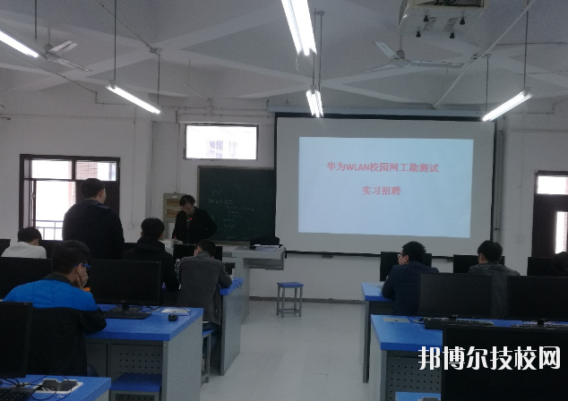 重慶華為技工學校學校怎么樣、好不好