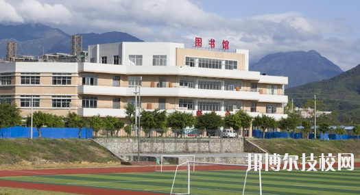 南寧海豐職業(yè)技術(shù)學校2020年報名條件、招生要求、招生對象 