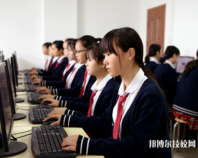 珠海工貿(mào)技工學校