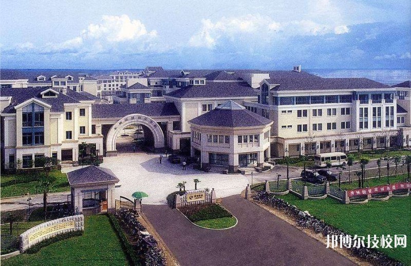 成都市育華職業(yè)學(xué)校2020年報(bào)名條件、招生要求、招生對(duì)象