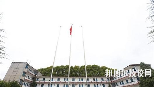貴陽鐵路工程學(xué)校2020年報(bào)名條件、招生要求、招生對(duì)象