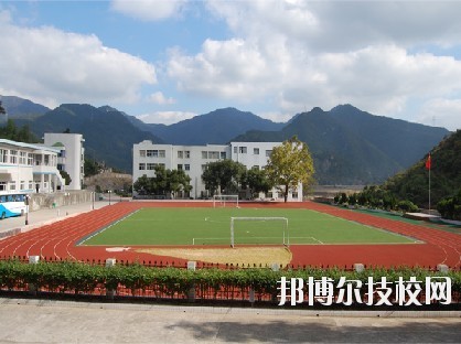 寧波四明職業(yè)高級中學(xué)2020年報(bào)名條件、招生要求、招生對象