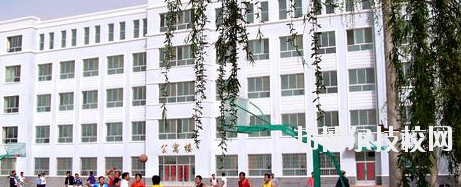 金塔汽車修理中等專業(yè)學(xué)校2020年學(xué)費(fèi)、收費(fèi)多少