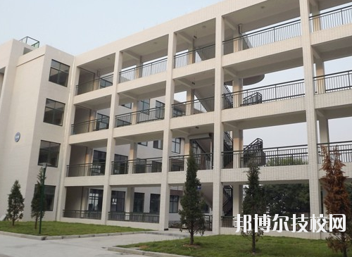 建德工業(yè)技術(shù)學校怎么樣、好不好