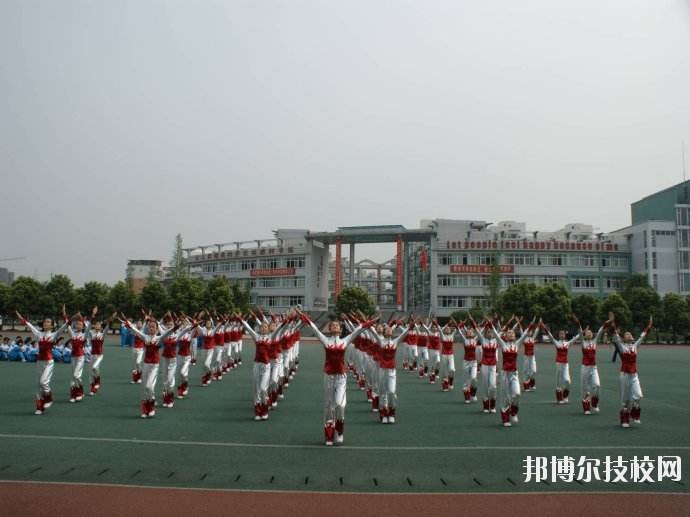 成都實(shí)驗(yàn)商貿(mào)管理學(xué)校2020年報(bào)名條件、招生要求、招生對(duì)象