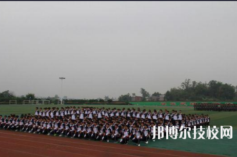 重慶梁平職業(yè)教育中心2020年報(bào)名條件、招生要求、招生對(duì)象